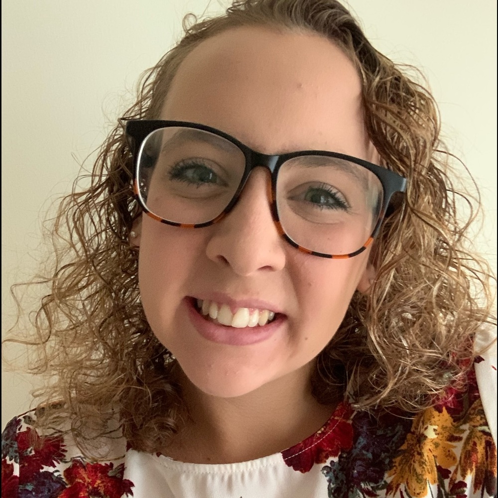 Meet your Posher, Avery